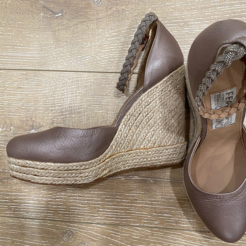 Ferragamo shoes sz 6.5